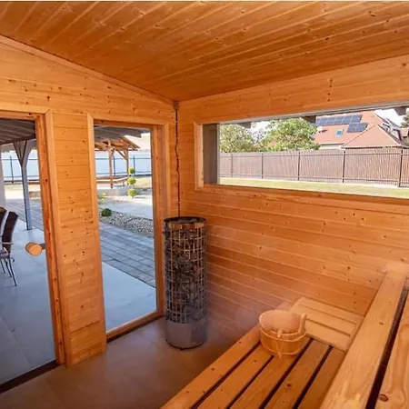 Hattyu Vendeghaz Lägenhet *