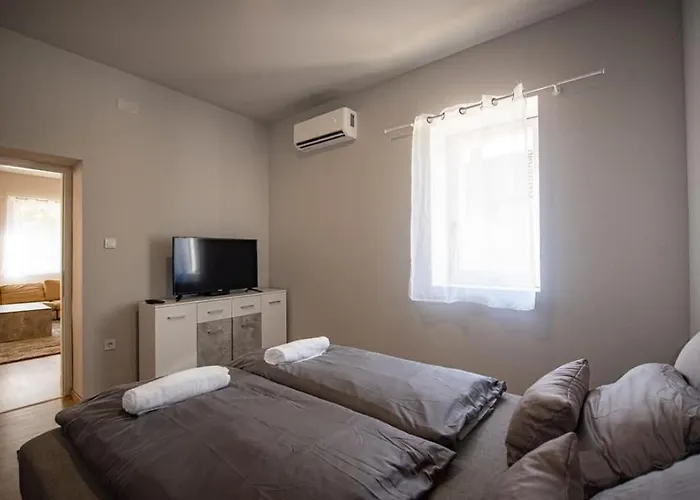 Hattyu Vendeghaz Lägenhet