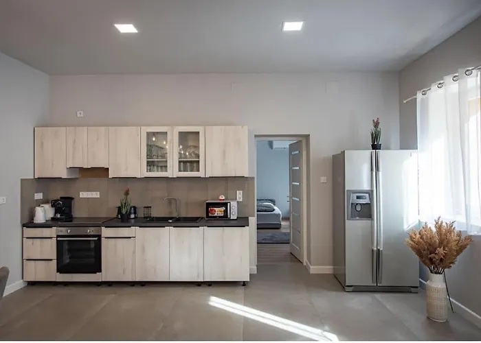 Hattyu Vendeghaz Lägenhet